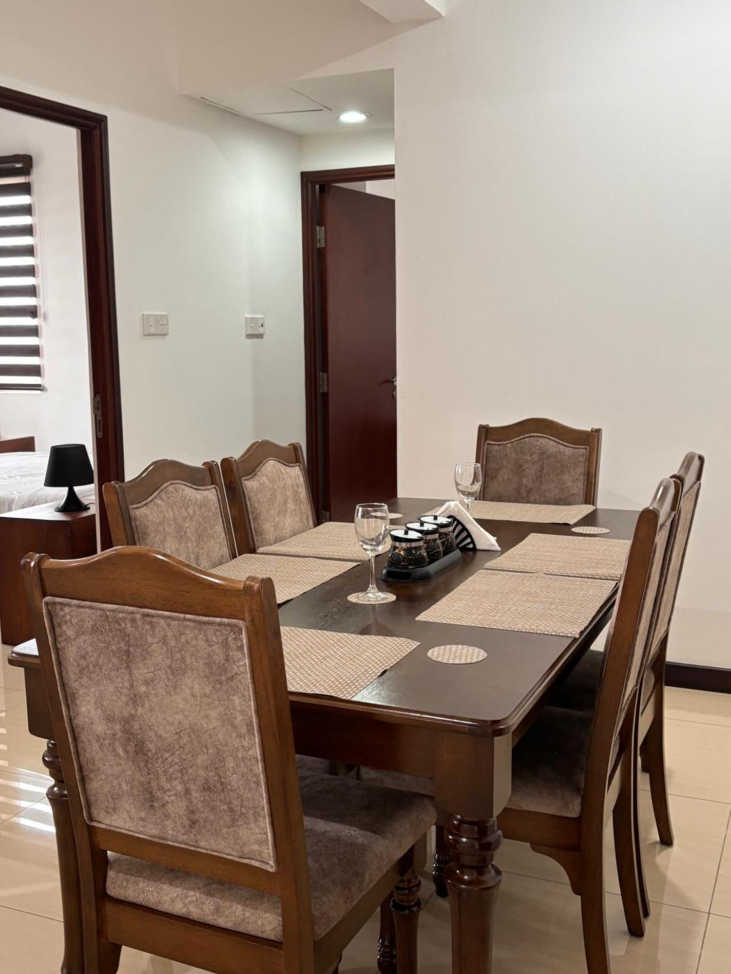Colombo On320 Union Place Apartment Dehiwala-Mount Lavinia